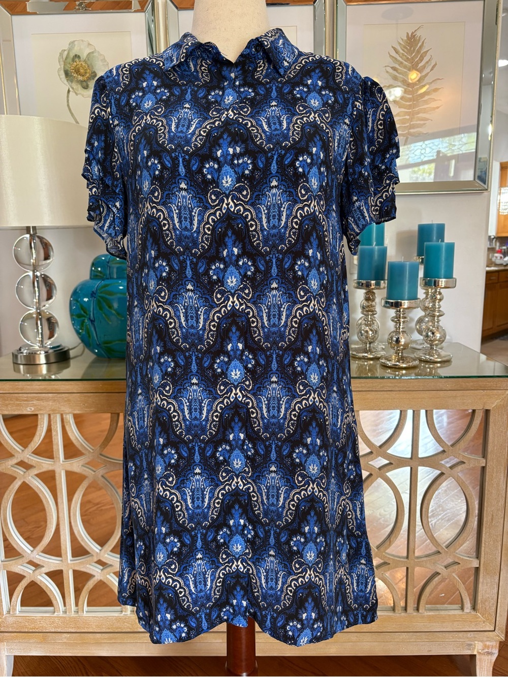 Alice + Olivia Short Sleeve Shirtdress- Urban Medallion